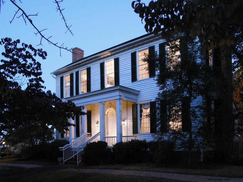 Church-Waddel-Brumby House / Athens Welcome Center (ca. 1820) 