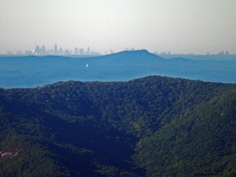 Pusat Pengunjung &Area Rekreasi Brasstown Botak 