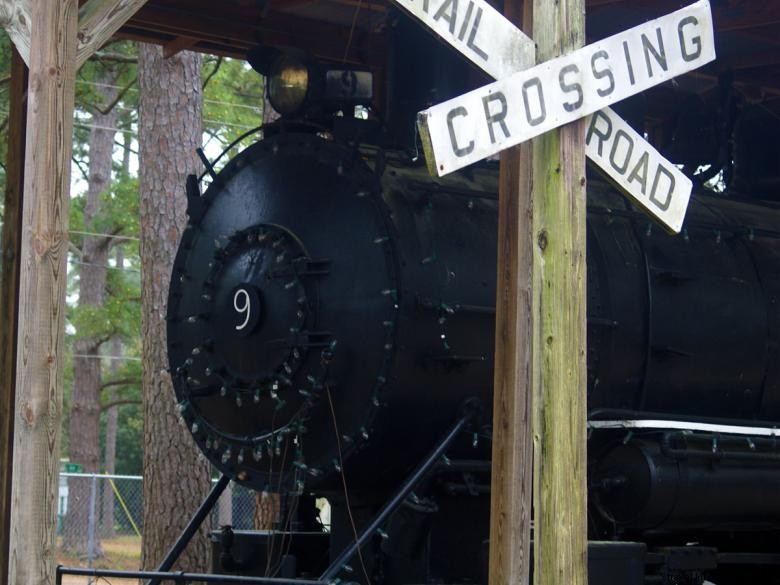 Waycross Tourism Bureau &Visitors Center 