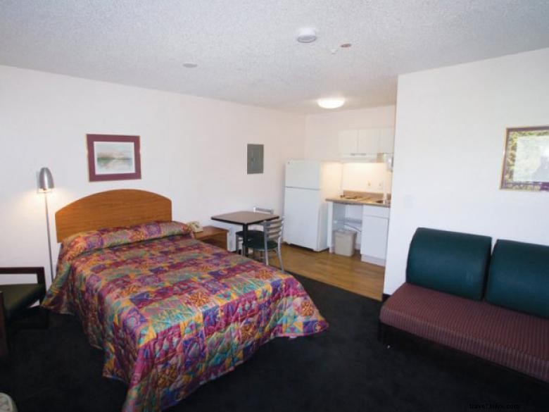 In Town Suites Extended Stay Atlanta GA - Gwinnett Place 
