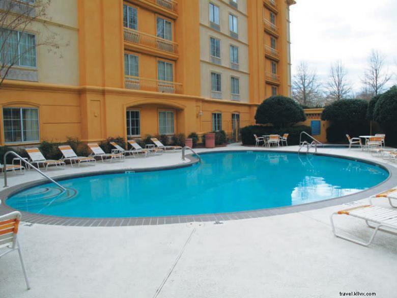La Quinta Inn &Suites Atlanta Alpharetta 