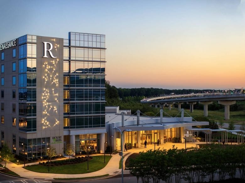 Puerta de enlace del aeropuerto Renaissance Atlanta 