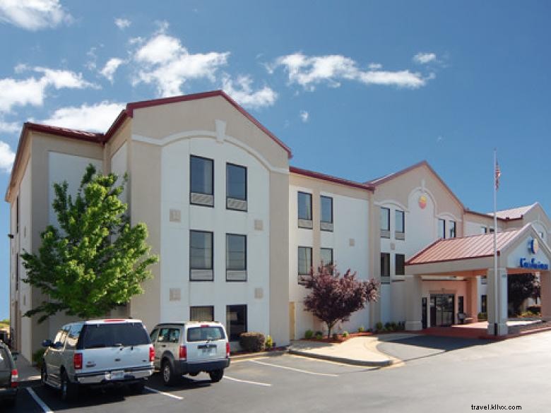 Comfort Inn &Suites en Stone Mountain 