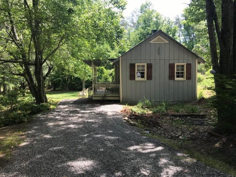 Misty Mountain Inn and Cottages 