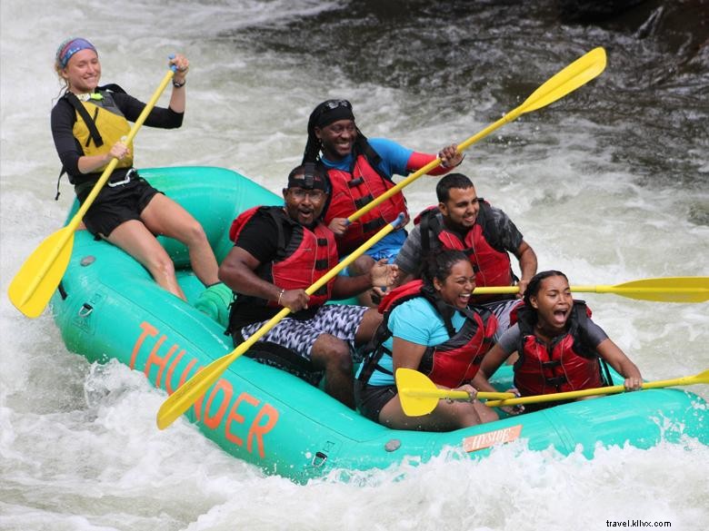 Perusahaan Rolling Thunder River 