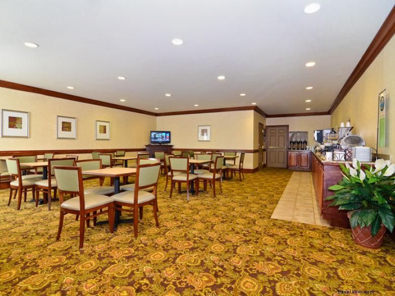 Country Inn &Suites by Radisson, Stone Mountain 