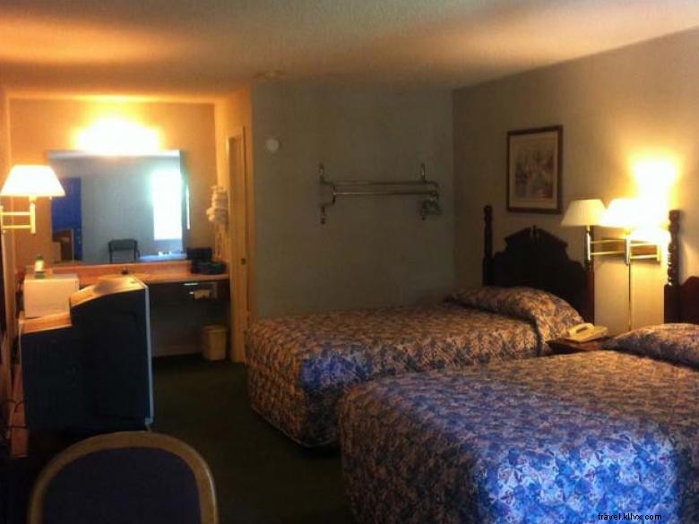 Mount Vernon Inn and Suites 