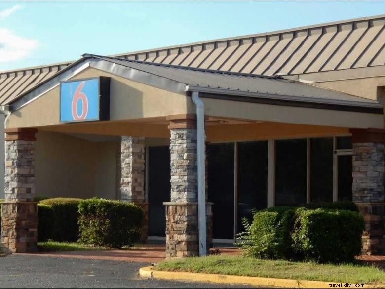 Motel 6 Warner Robins 