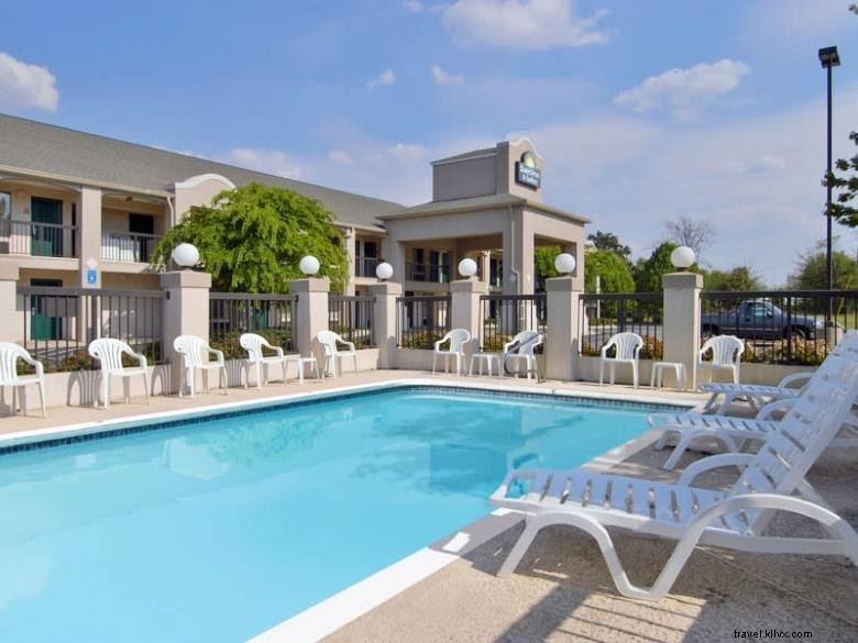 Days Inn &Suites di Wyndham Fort Valley 