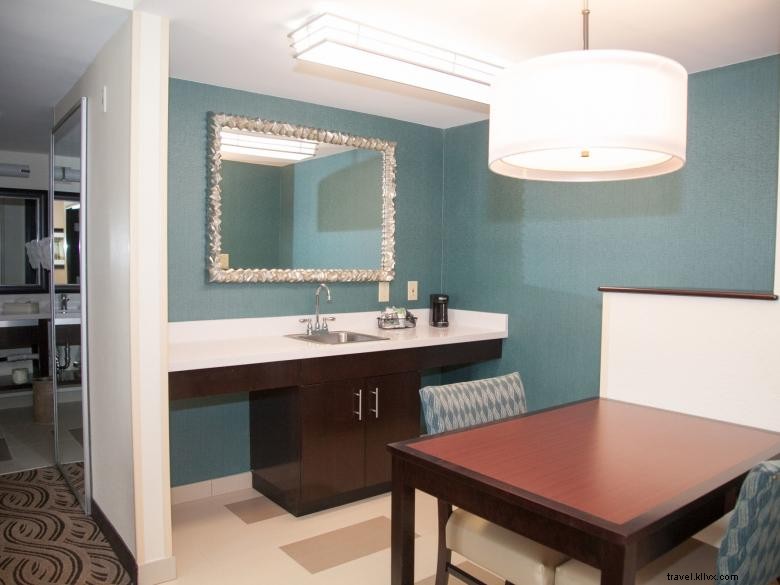 Hampton Inn &Suites Alpharetta 