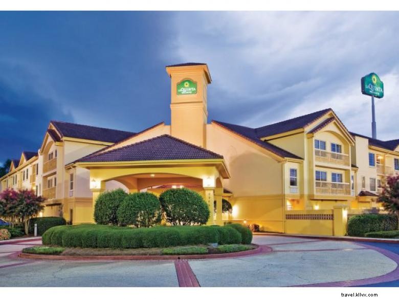 La Quinta Inn &Suites Macon 