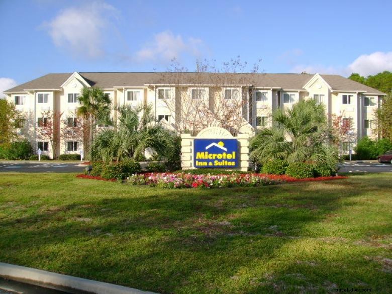 Microtel Inn &Suites by Wyndham Brunswick 