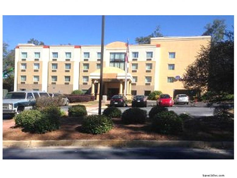 Wingate by Wyndham Athens Near Downtown 