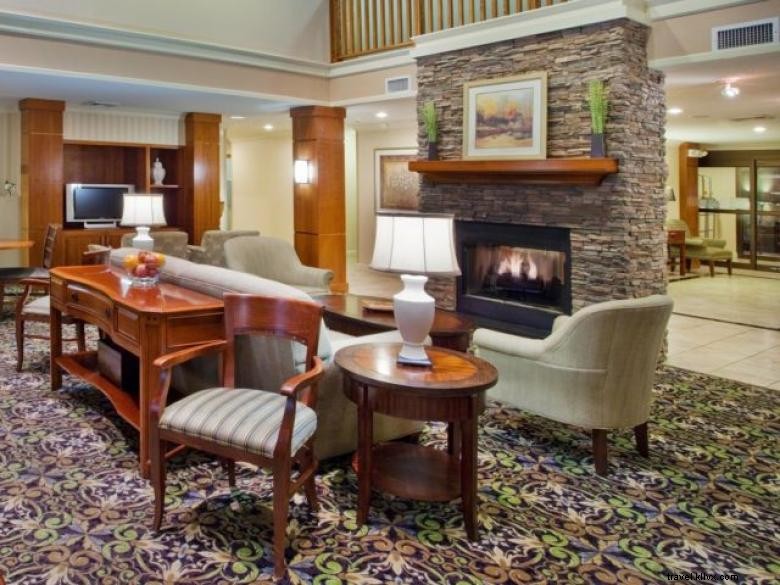 Staybridge Suites Savannah Airport - Pooler 