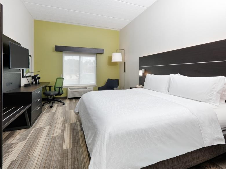 Holiday Inn Express &Suites Dublín 