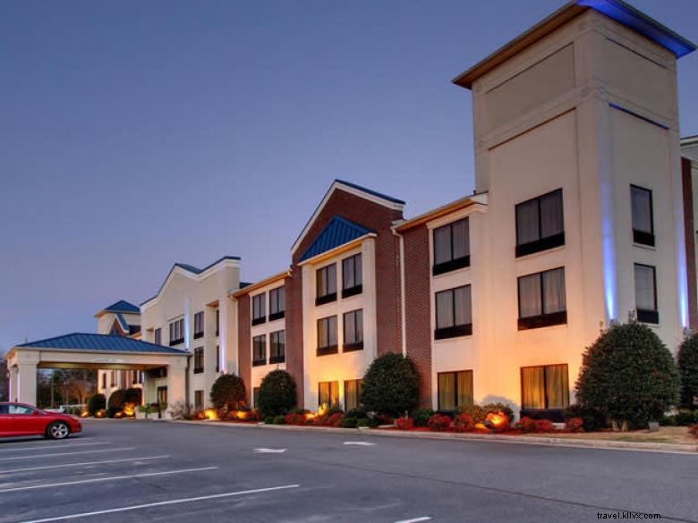 Holiday Inn Express Dahlonega 