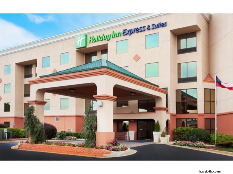 Holiday Inn Express &Suites Lawrenceville 