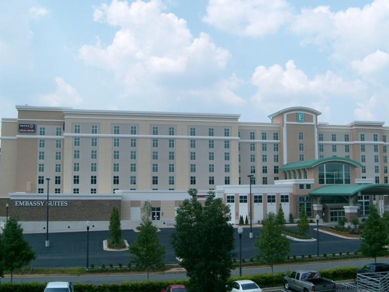 Embassy Suites by Hilton Atlanta Kennesaw Town Center 