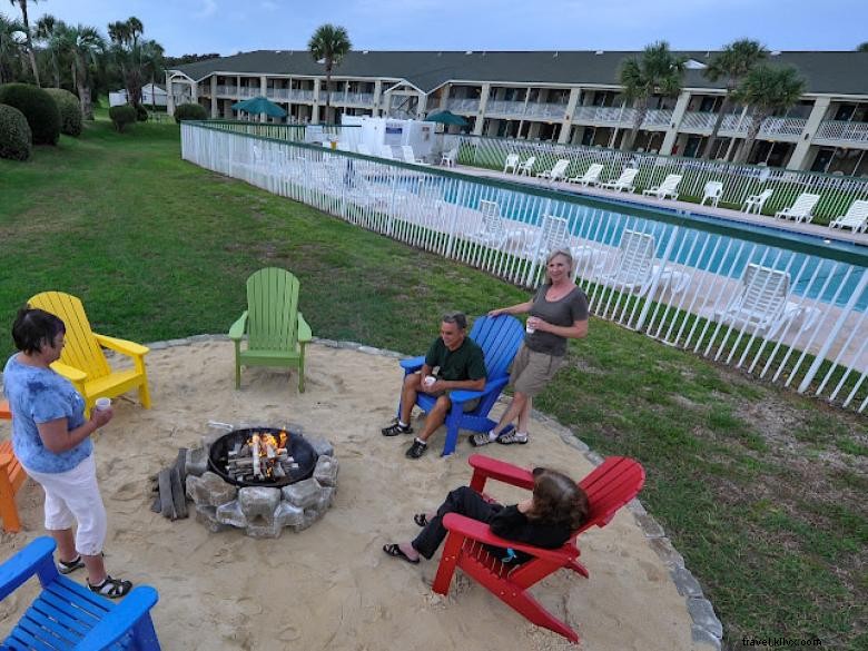 Days Inn &Suites by Wyndham Jekyll Island 