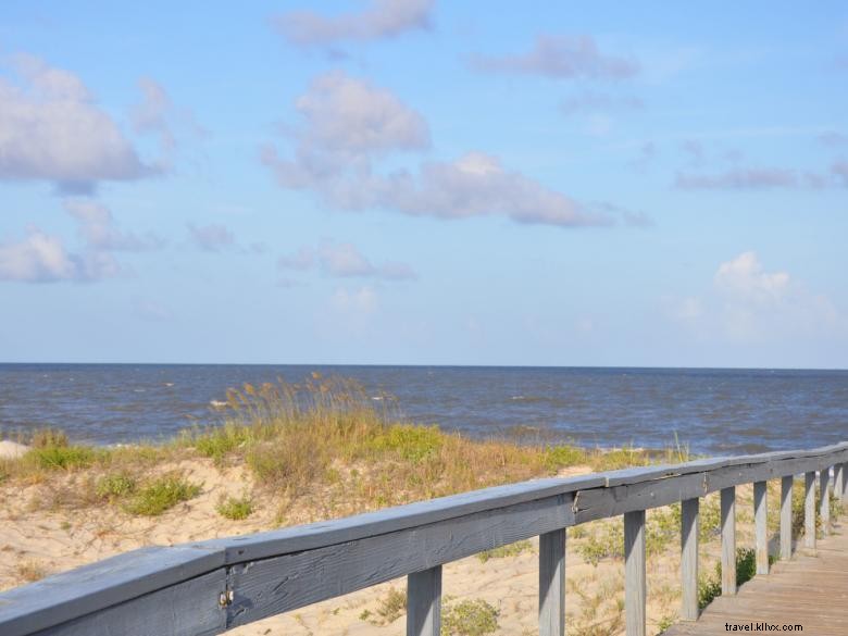 Days Inn &Suites by Wyndham Jekyll Island 