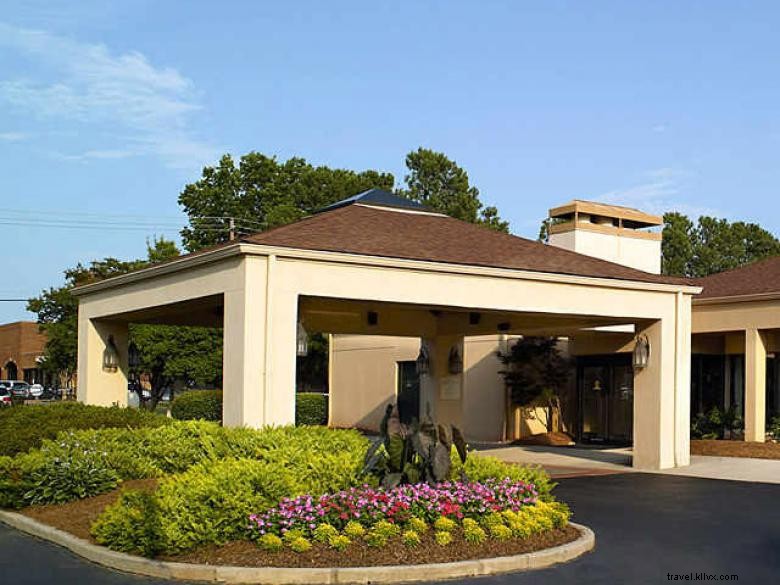 Courtyard by Marriott Atlanta Northlake 