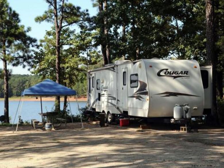 Whitetail Ridge Campground em West Point Lake 