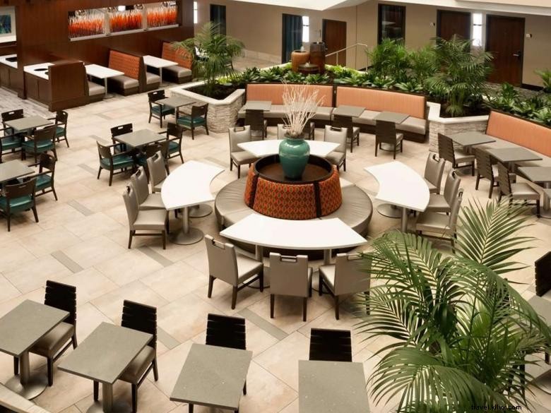 Embassy Suites Atlanta Airport 