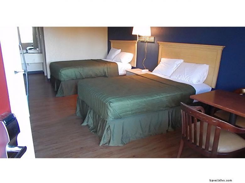 Budgetel Inns &Suites Gainesville 