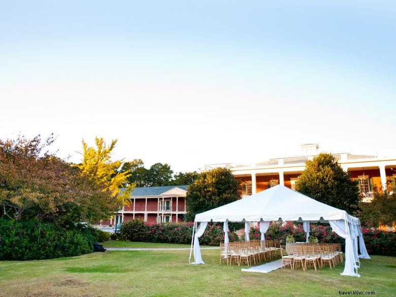 Stone Mountain Inn 