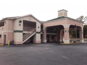 Country Hearth Inn &Suites Augusta 