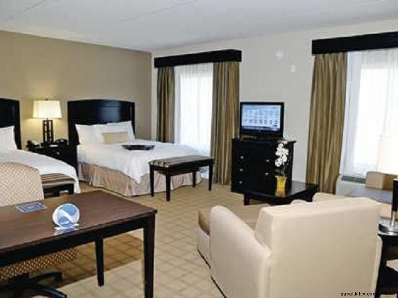 Hampton Inn &Suites Ramo fiorito 