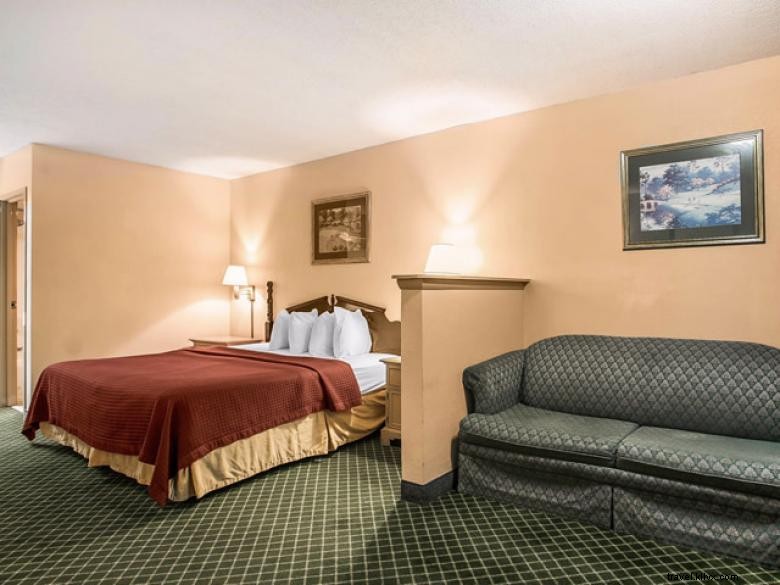 Econo Lodge Centre-ville - Augusta 