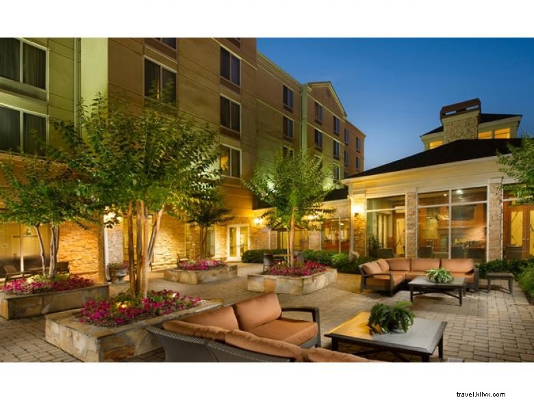 Hilton Garden Inn Atlanta NW / Pusat Kota Kennesaw 