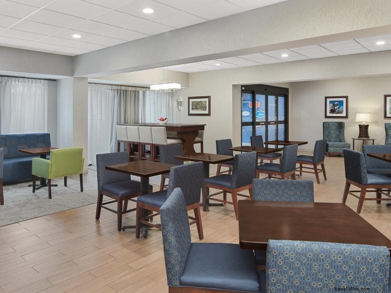 Hampton Inn Lagrange cerca de Callaway Gardens 