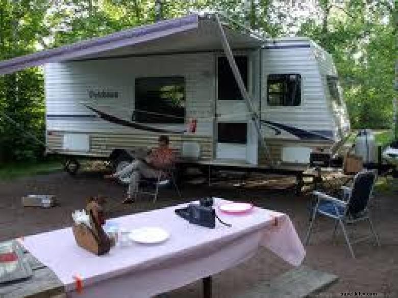 Fox Hollow Campground 