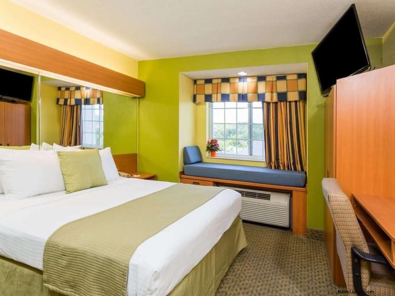 Microtel Inn &Suites by Wyndham Kingsland 