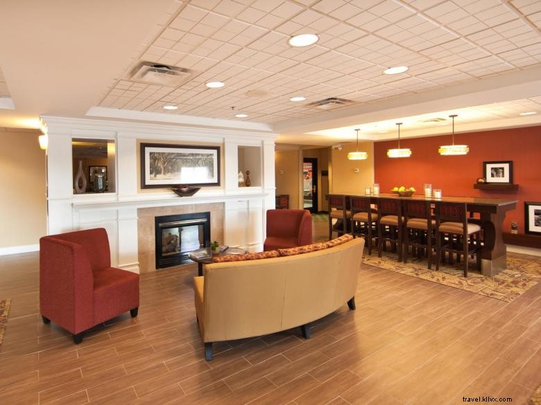 Hampton Inn Columbus-Utara 