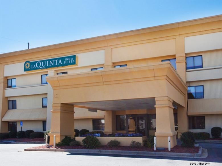 La Quinta Inn &Suites Universitas Negeri Columbus 