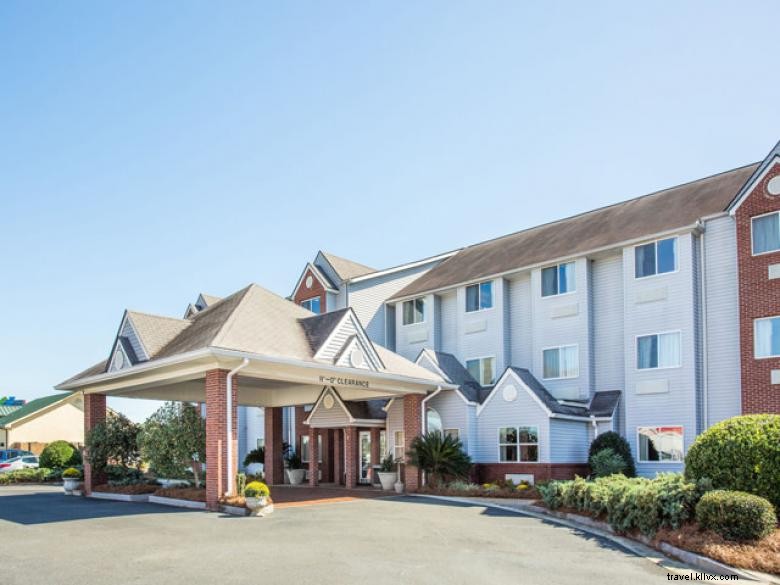 Microtel Inn &Suites by Wyndham Tifton 