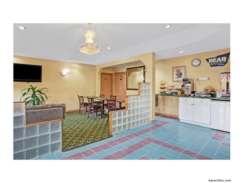 Travelodge oleh Wyndham Forest Park Atlanta South 