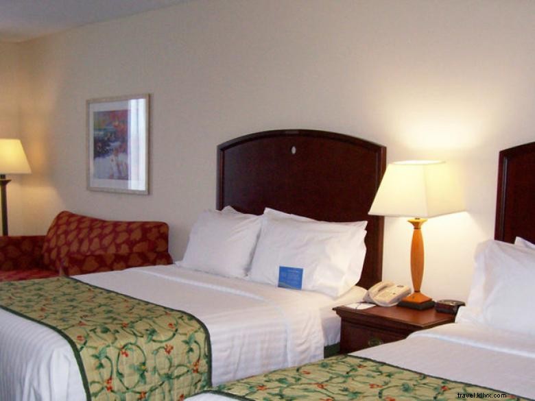 Fairfield Inn &Suites Macon 