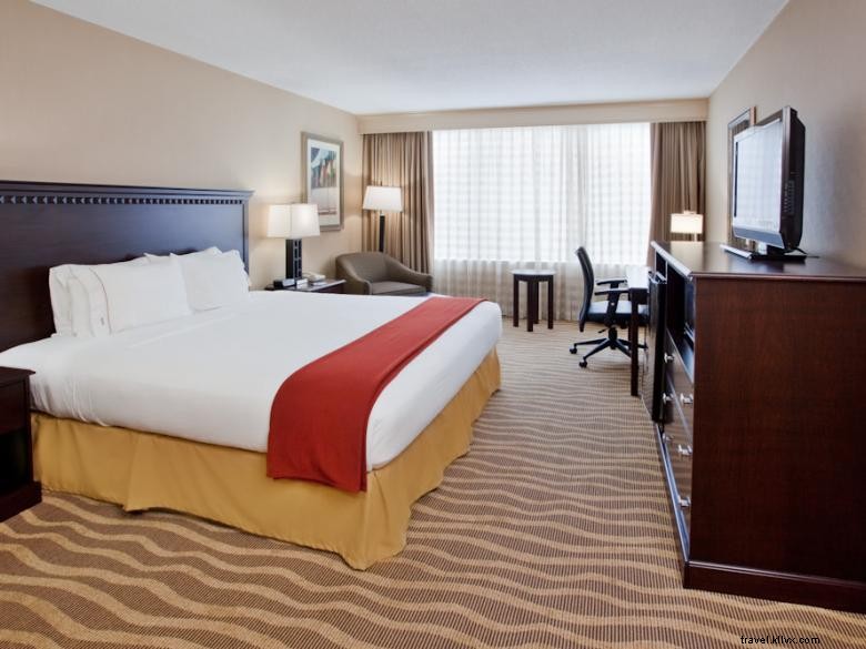 Holiday Inn Express Atlanta-Kennesaw 