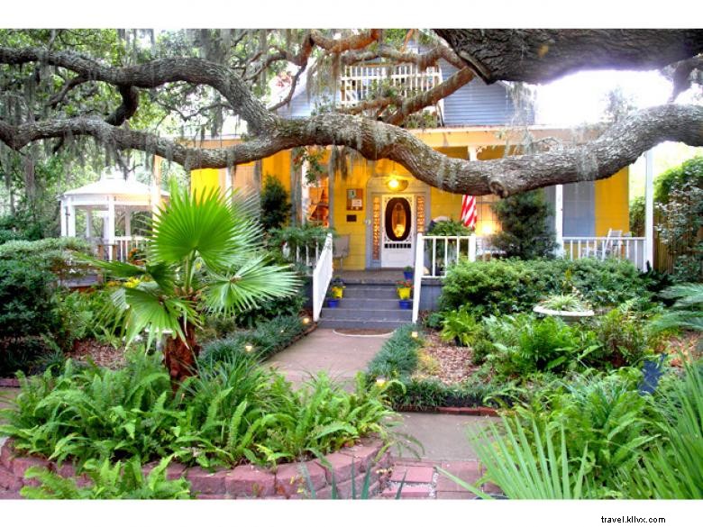 Tempat Tidur dan Sarapan Tybee Island Inn 