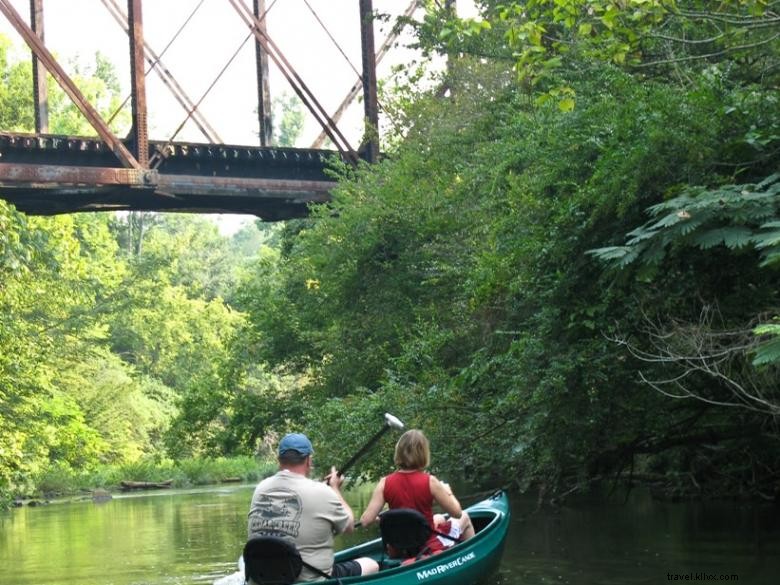 Cedar Creek RV y centro al aire libre 