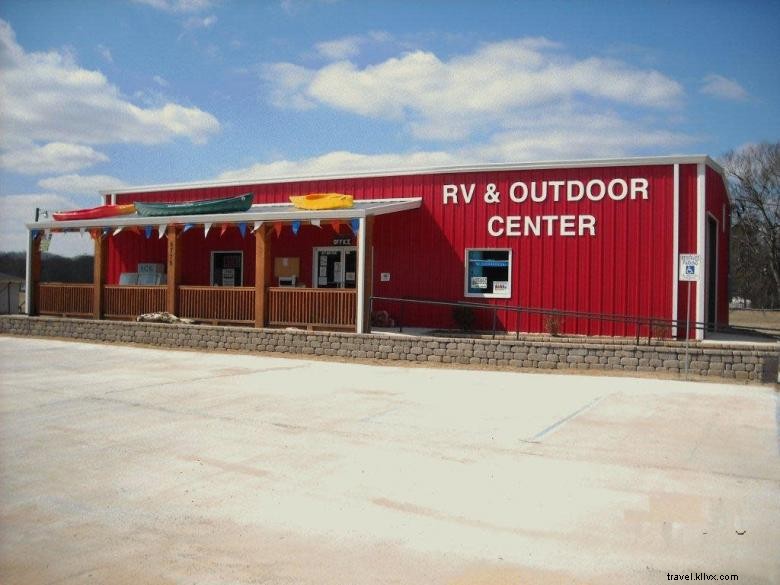 Cedar Creek RV y centro al aire libre 