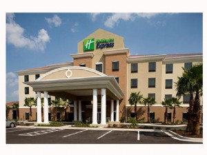 Holiday Inn Express y Suites Waycross 