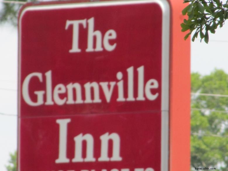 Glennville Inn 