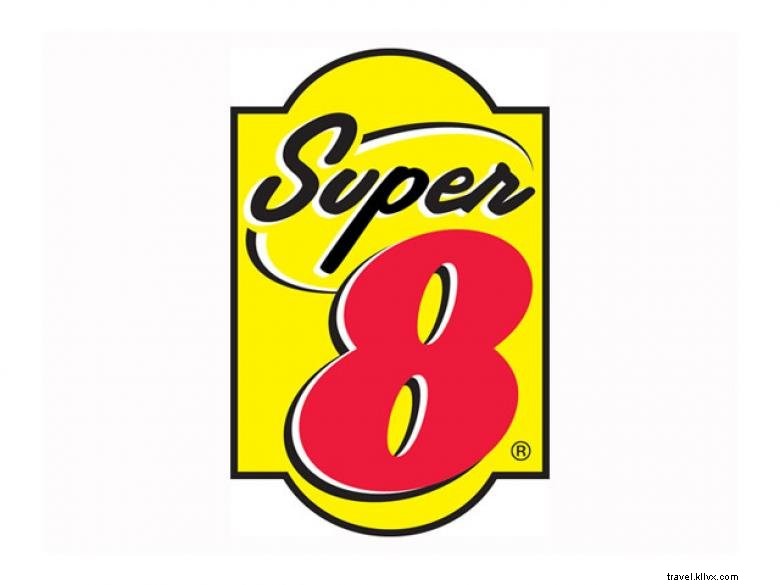 Super 8 por Wyndham Austell / Six Flags 