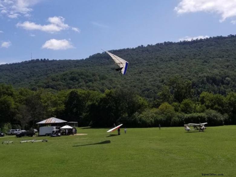 Landing Hang Gliding Resort 