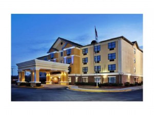 Holiday Inn Express＆Suites Byron 